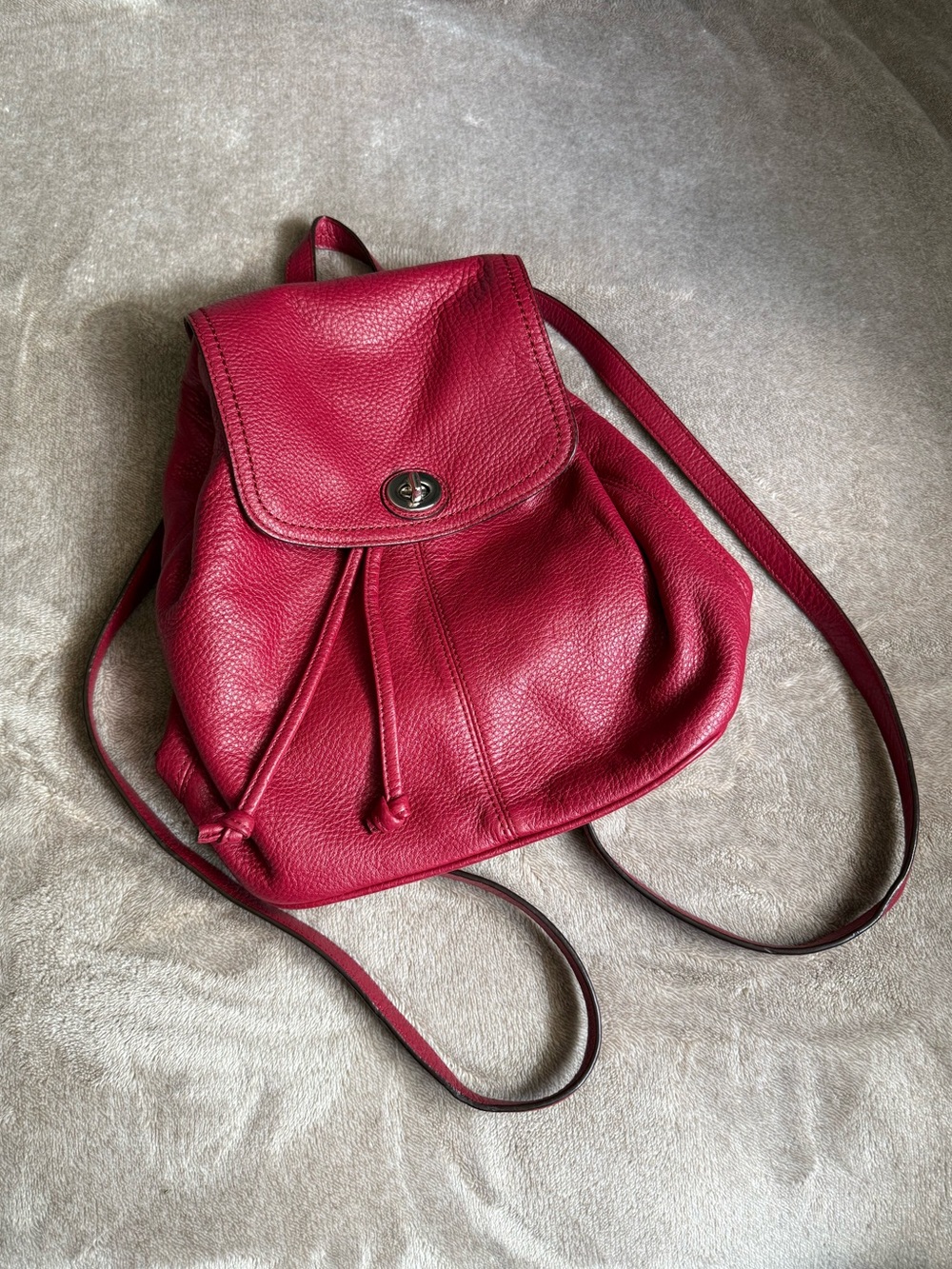 COACH F24385 Red Pebbled Leather Park Drawstring Turnlock Backpack/Purse